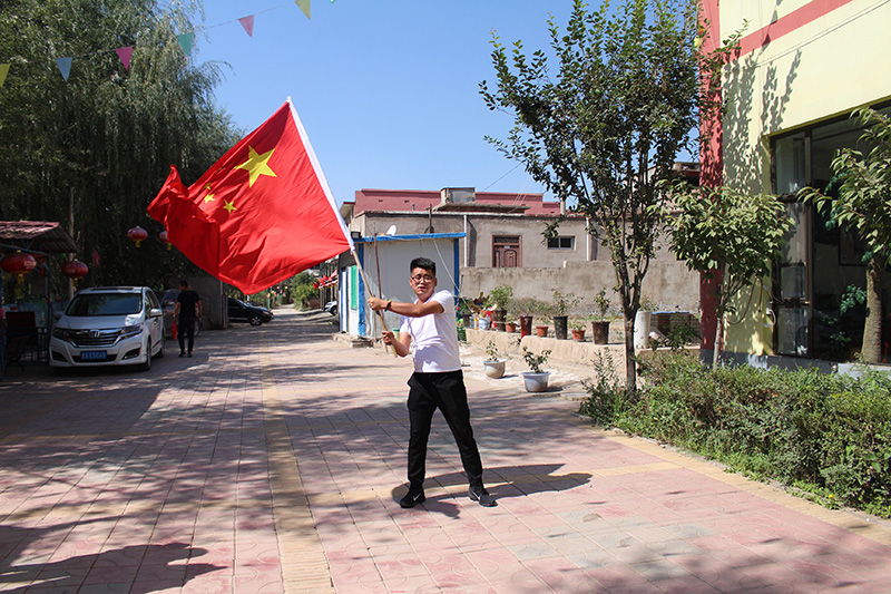 紅歌贊祖國--集團(tuán)公司慶祝中華人民共和國成立70周年暨“不忘初心   牢記使命”主題教育活動(圖20)