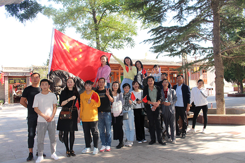 紅歌贊祖國--集團(tuán)公司慶祝中華人民共和國成立70周年暨“不忘初心   牢記使命”主題教育活動(圖21)