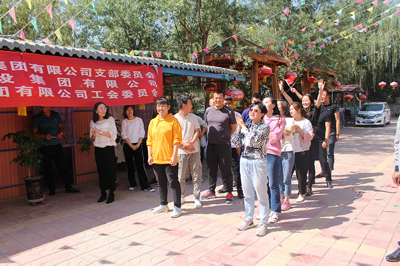 紅歌贊祖國--集團(tuán)公司慶祝中華人民共和國成立70周年暨“不忘初心   牢記使命”主題教育活動(圖19)
